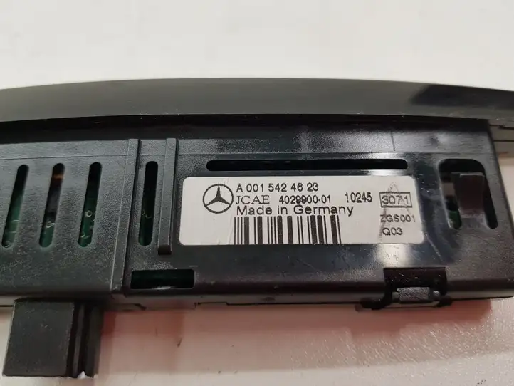 Mercedes-Benz E W212 (2009 - 2016) A0015424623 Экран парктроника PDC — фото 4