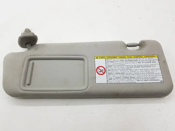 Toyota Prius (XW30) (2009 - 2015) Солнцезащитный козырек — фото 1