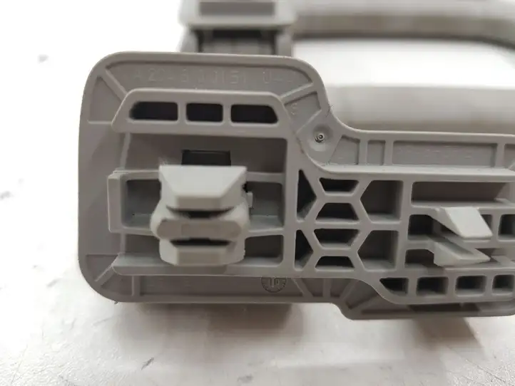 Mercedes-Benz E W212 (2009 - 2016) A2048100051 Потолочная ручка передняя — фото 2