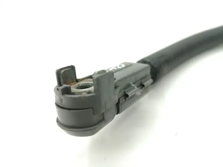 Toyota Yaris (2005 - 2009) 8282320080 Плюсовой провод аккумулятора — фото 7