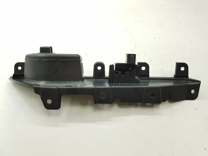 Mitsubishi Outlander (2012 - 2014) 8608A242 Кнопка стеклоподъемников — фото 9