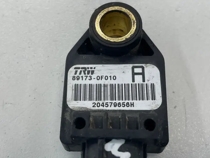 Toyota Corolla Verso AR10 (2004 - 2009) 891730F010 Датчик удара SRS — фото 3