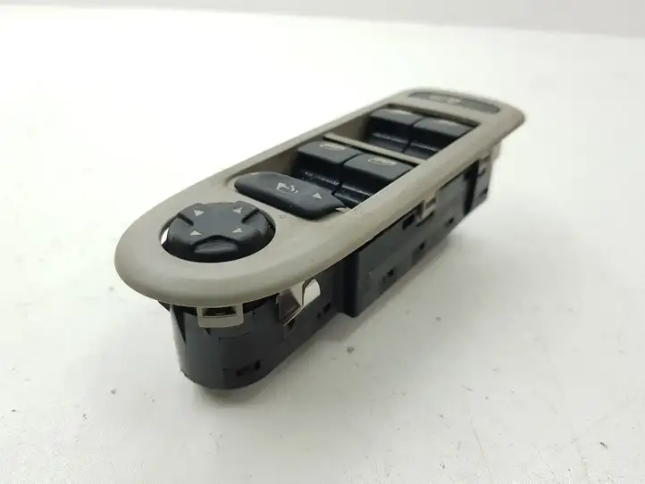 Citroen C5 (2008 - 2017) 96660258ZW Кнопка стеклоподъемников — фото 3