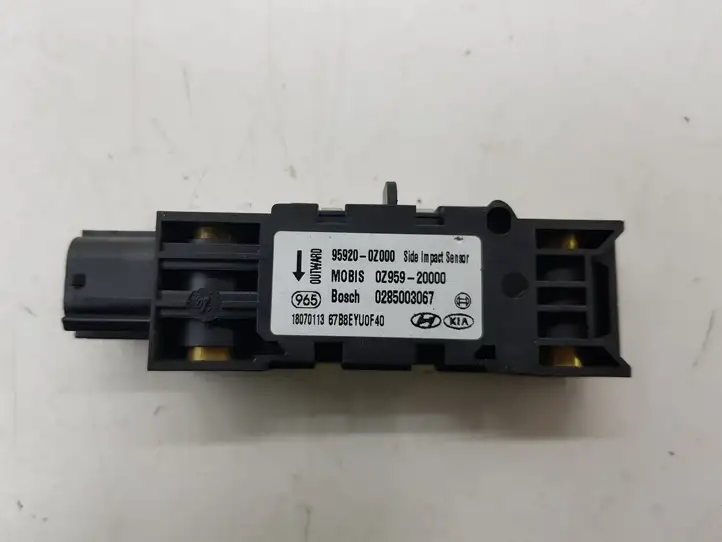 959200Z000 Датчик удара SRS — фото 4