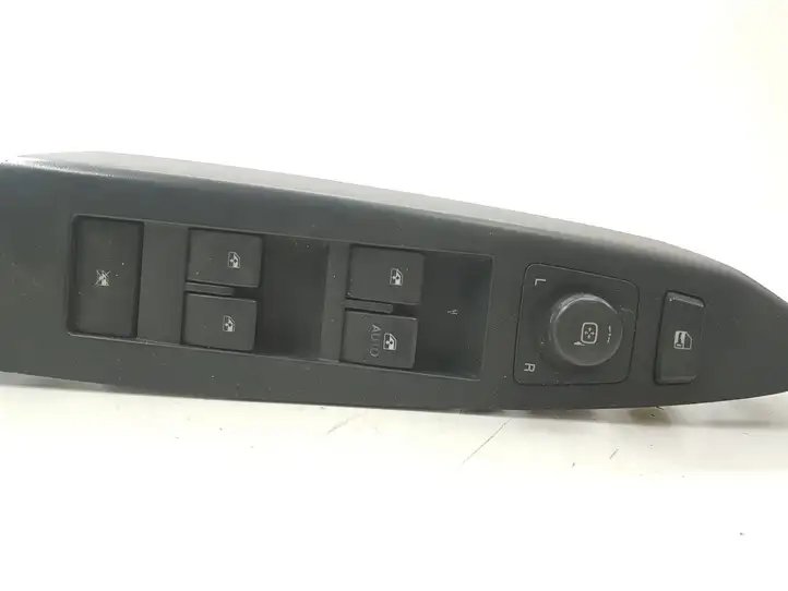 Opel Antara (2006 - 2011) 202005436 Кнопка стеклоподъемников — фото 2