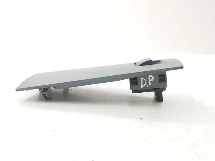 BMW 7 E65 E66 (2001 - 2008) 8379597 Кнопка стеклоподъемников — фото 2