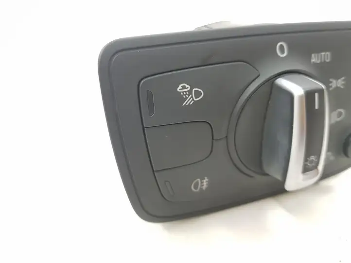 Audi A7 S7 4G (2010 - 2014) 4G0941531E Включатель фонарей — фото 4