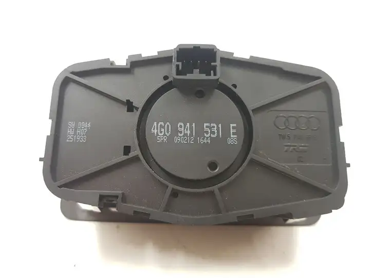 Audi A7 S7 4G (2010 - 2014) 4G0941531E Включатель фонарей — фото 6