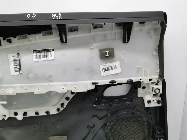 Citroen C4 Grand Picasso (2013 - 2016) 96772337YC Обшивка задней двери — фото 10