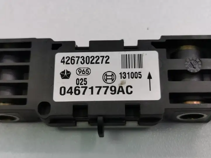 Jeep Grand Cherokee (WK) (2004 - 2010) 04671779AC Датчик удара SRS — фото 6