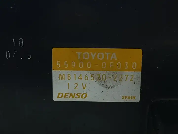 Toyota Corolla Verso AR10 (2004 - 2009) 559000F030 Блок управления климат-контролем — фото 7