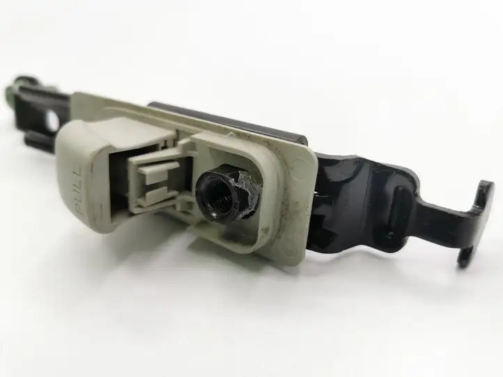 Mazda 5 (2005 - 2010) BH0560027 Регулятор ремня безопасности — фото 3