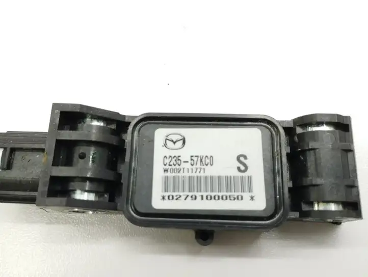 Mazda 5 (2005 - 2010) C23557KC0 Датчик удара SRS — фото 4