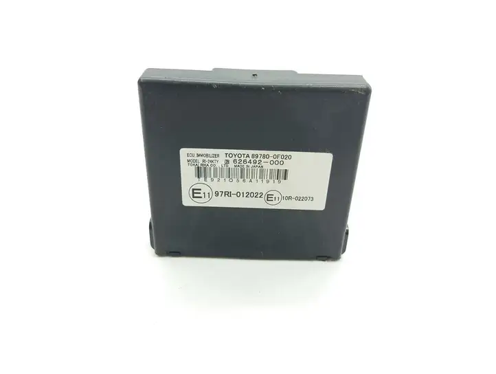 Toyota Corolla Verso AR10 (2004 - 2009) 897800F020 Блок иммобилайзера — фото 1