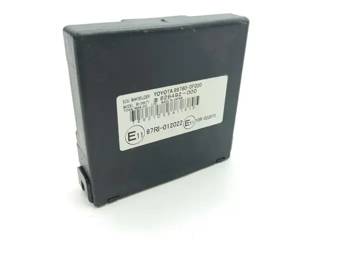 Toyota Corolla Verso AR10 (2004 - 2009) 897800F020 Блок иммобилайзера — фото 2