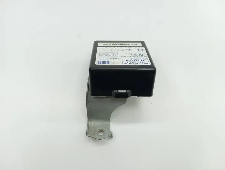 Toyota Corolla Verso AR10 (2004 - 2009) 897410F010 Блок управления дверью — фото 5