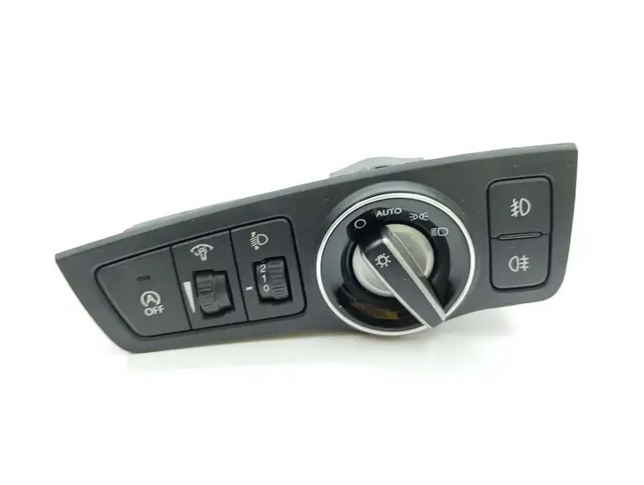 Hyundai i40 (2011 - ) 933003Z970 Включатель фонарей — фото 1