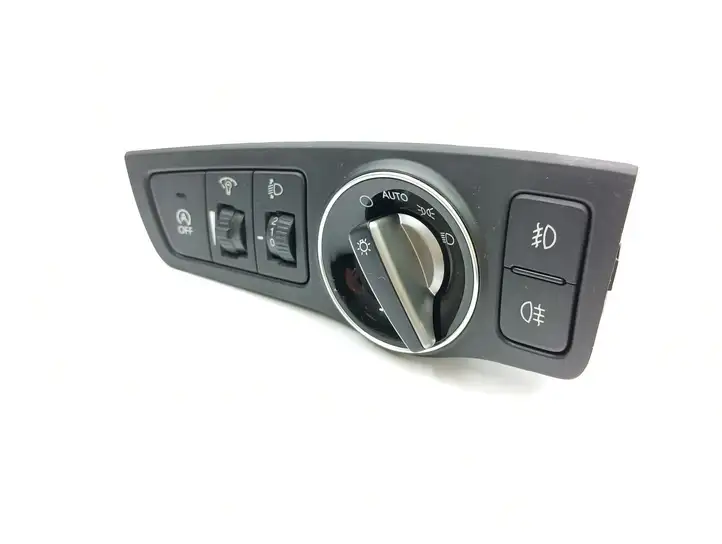 Hyundai i40 (2011 - ) 933003Z970 Включатель фонарей — фото 2