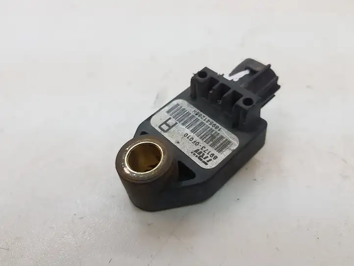 Toyota Corolla Verso AR10 (2004 - 2009) 891730F010 Датчик удара SRS — фото 1
