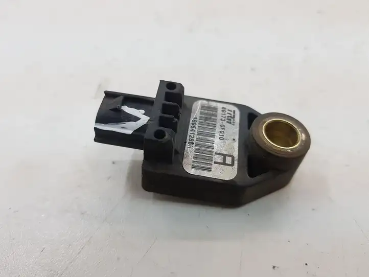Toyota Corolla Verso AR10 (2004 - 2009) 891730F010 Датчик удара SRS — фото 5