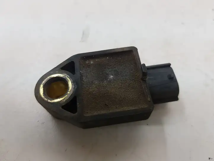 Toyota Corolla Verso AR10 (2004 - 2009) 891730F010 Датчик удара SRS — фото 6