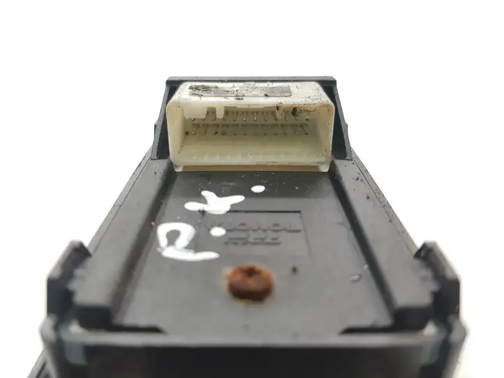Toyota Corolla Verso AR10 (2004 - 2009) 848200F040 Блок кнопок стеклоподъемников — фото 4
