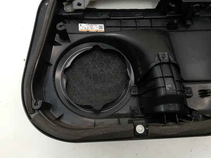 Mazda CX-7 (2009 - 2014) EH44685N1 Обшивка задней двери — фото 3