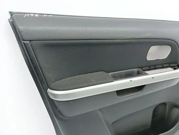 Suzuki Grand Vitara II (2005 - 2008) 8372265J0 Обшивка передней двери — фото 7
