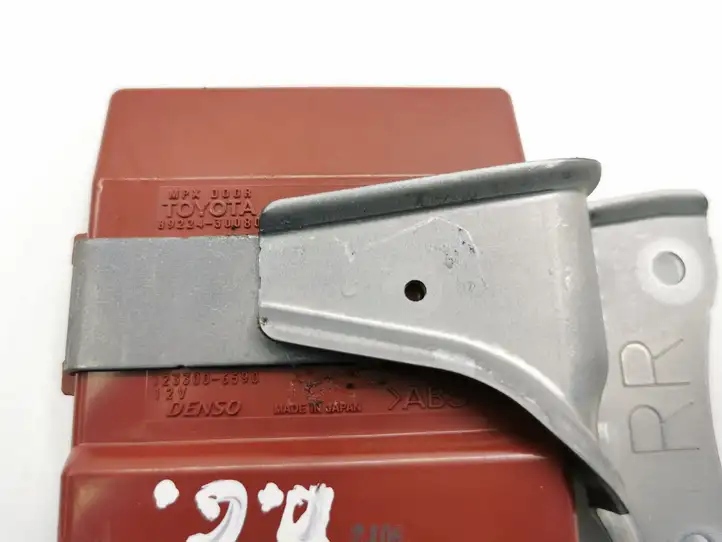 Lexus GS 300 350 430 450h (2004 - 2007) 8922430080 Блок управления дверью — фото 3