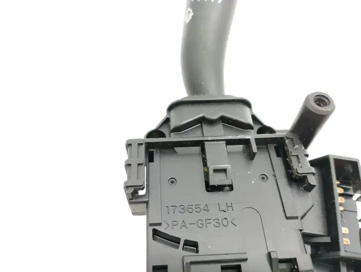 Toyota Corolla Verso AR10 (2004 - 2009) 173654LH Переключатель стеклоочистителей — фото 4