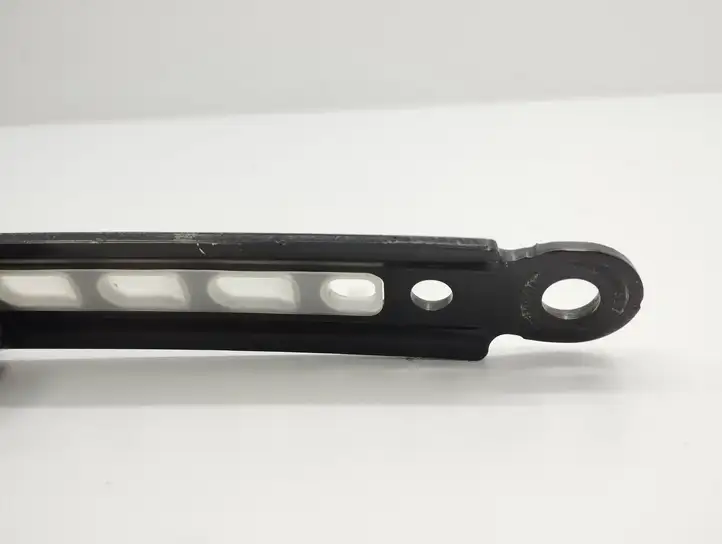 Toyota Corolla Verso AR10 (2004 - 2009) D526001 Регулятор ремня безопасности — фото 5