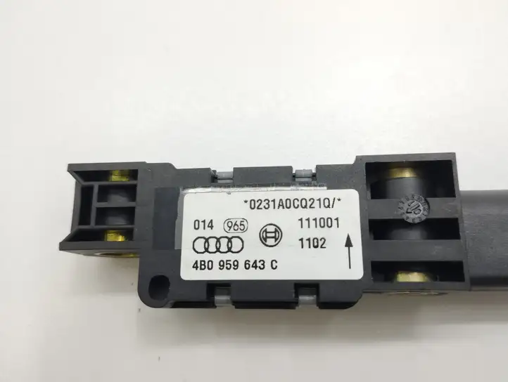Audi A6 S6 C5 4B (1997 - 2001) 4B0959643C Датчик удара SRS — фото 4