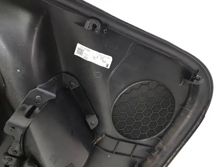 Mazda CX-5 (2011 - 2015) KD53DM52002 Обшивка задней двери — фото 9