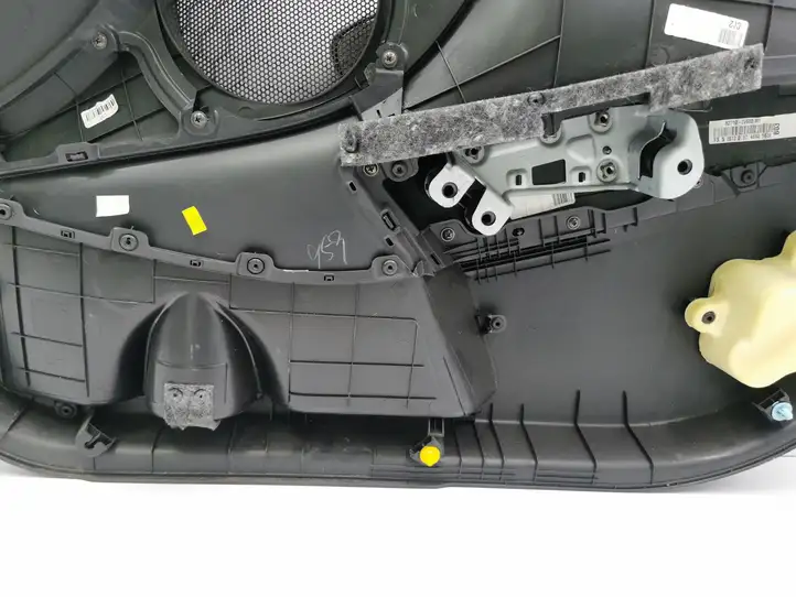 Hyundai Veloster (2011 - 2017) 823012V240 Обшивка передней двери — фото 2