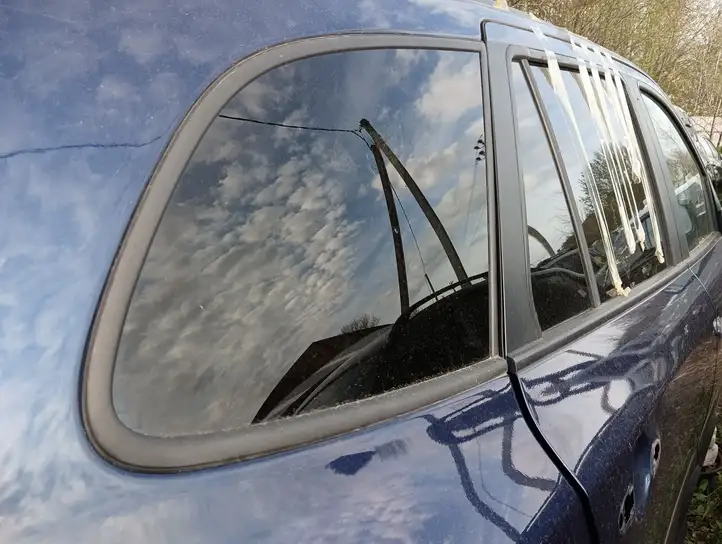 Hyundai Santa Fe (2005 - 2009) Заднее боковое стекло — фото 3