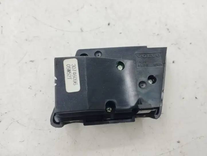 Volvo XC90 (2006 - 2014) 30746096 Кнопки на рулевом колесе — фото 6