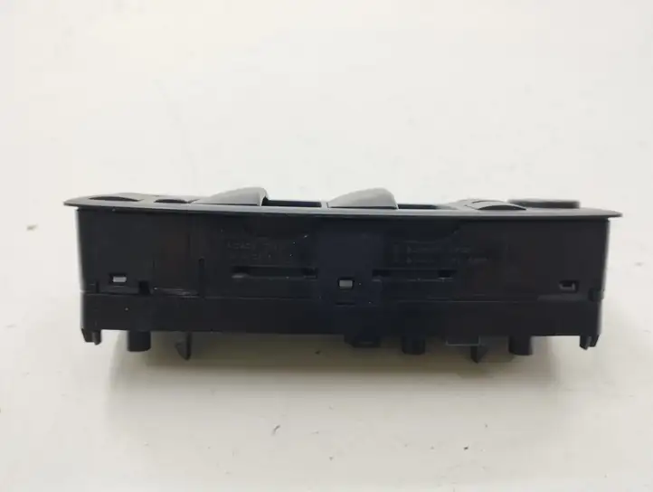 Mercedes-Benz B-class W245 (2005 - 2008) A1698206610 Блок кнопок стеклоподъемников — фото 4
