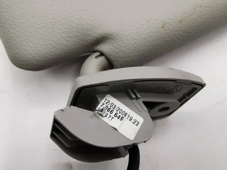 BMW 5 E60 E61 (2004 - 2010) 7066649 Солнцезащитный козырек — фото 3