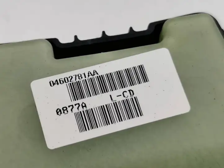 Chrysler 300 - 300C (2005 - 2011) 04602781AA Кнопка стеклоподъемников — фото 2