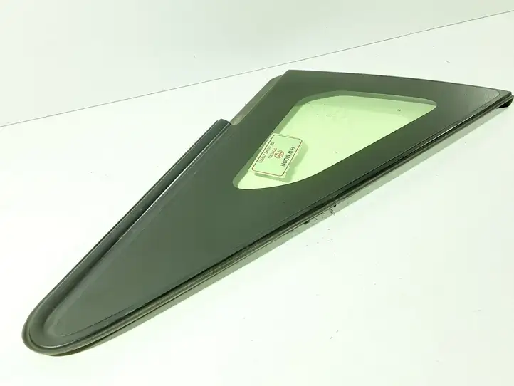 Toyota Prius+ (ZVW40) (2011 - 2018) 43R00034 Треугольное стекло кузова — фото 3