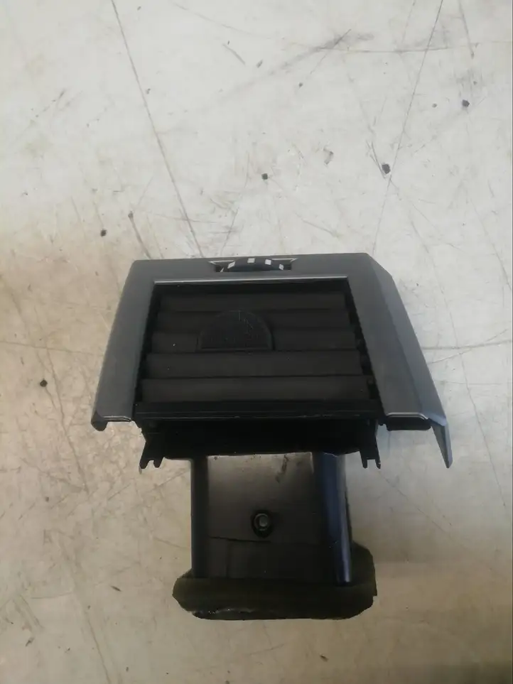 Land Rover Range Rover Sport L320 (2005 - 2009) 05529-000 Боковой воздушный дефлектор — фото 1