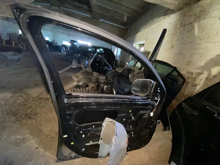 Mitsubishi Outlander (2007 - 2012) Дверь — фото 2