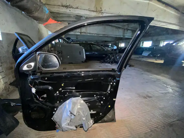 Mitsubishi Outlander (2007 - 2012) Дверь — фото 2