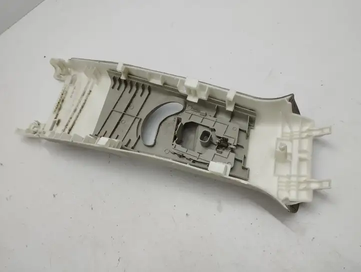 Honda Accord (2008 - 2016) Верхняя обшивка стойки B — фото 3