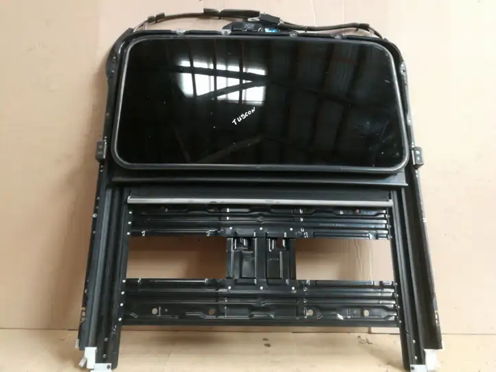 Hyundai Tucson JM (2004 - 2009) 060117288 Комплект люка крыши — фото 3