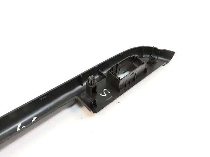 Nissan X-Trail T30 (2001 - 2007) 829498H300X Накладка кнопки стеклоподъемника — фото 2