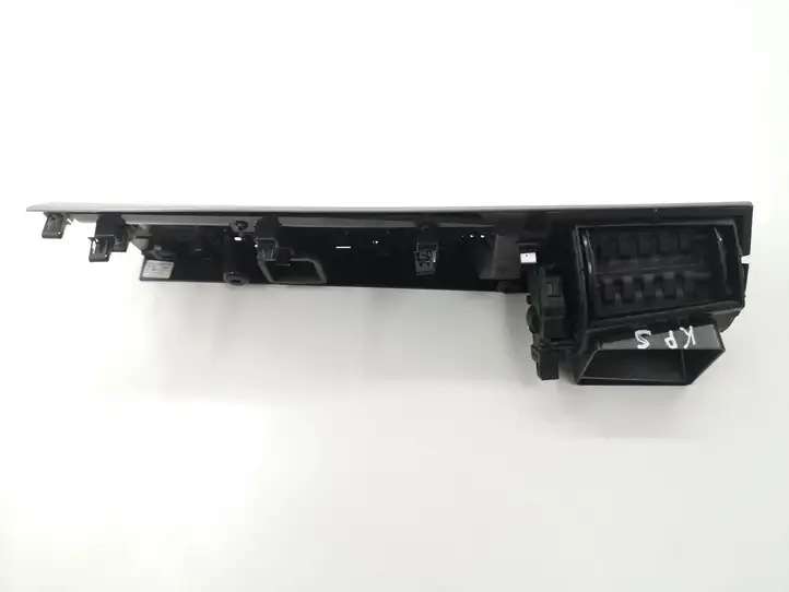 Jaguar XF (2007 - 2015) 8X23014A22 Боковой воздушный дефлектор — фото 7