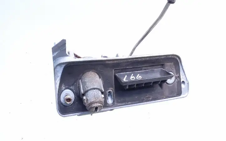Volkswagen Caddy (2004 - 2010) 2K0827565J Ручка багажной двери — фото 3