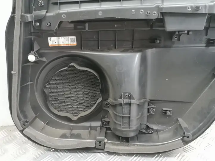 Mazda CX-7 (2006 - 2009) EH7468550G02 Обшивка задней двери — фото 2