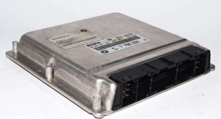 7790220 BMW 5 E39 Galios (ECU) modulis